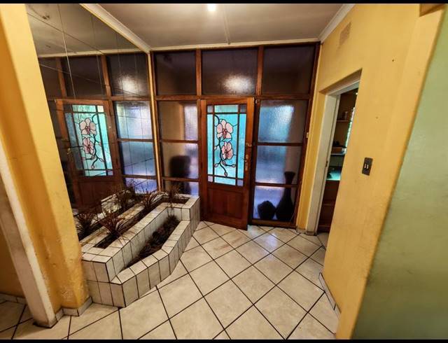 3 BEDROOM HOUSE FOR SALE IN VANDERBIJLPARK SW 1